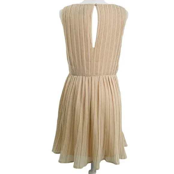 ASOS Cream Pleated Faux Wrap Bodice Sleeveless Grecian Dress Fit & Flare 6 - Picture 4 of 13